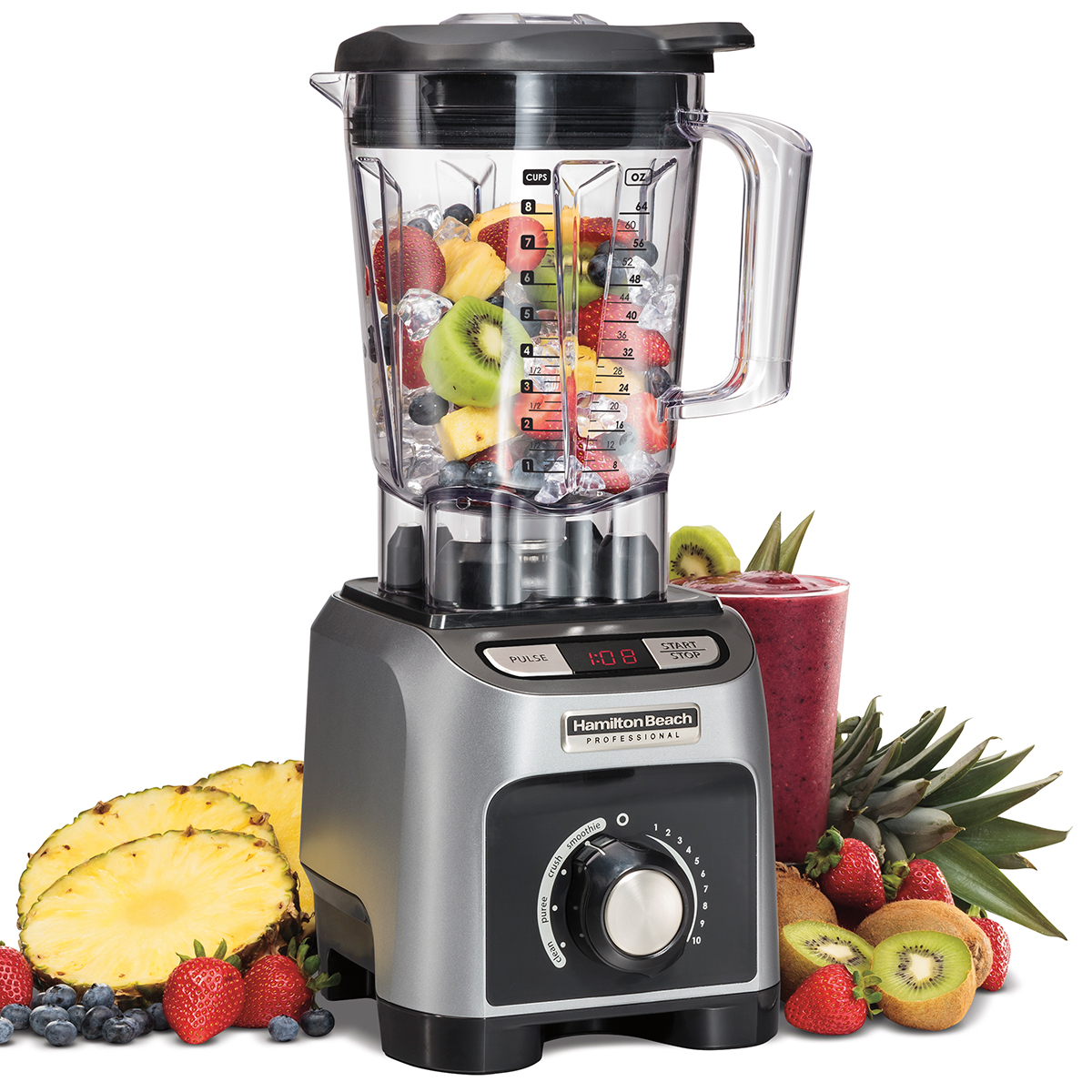 Silberfarbener Sockel des Hamilton Beach Professional 58850 mit einem markierten Mixbehälter samt Deckel, Pulse-Taste, LCD-Timer und Geschwindigkeitsregler mit den Positionen 1–10.