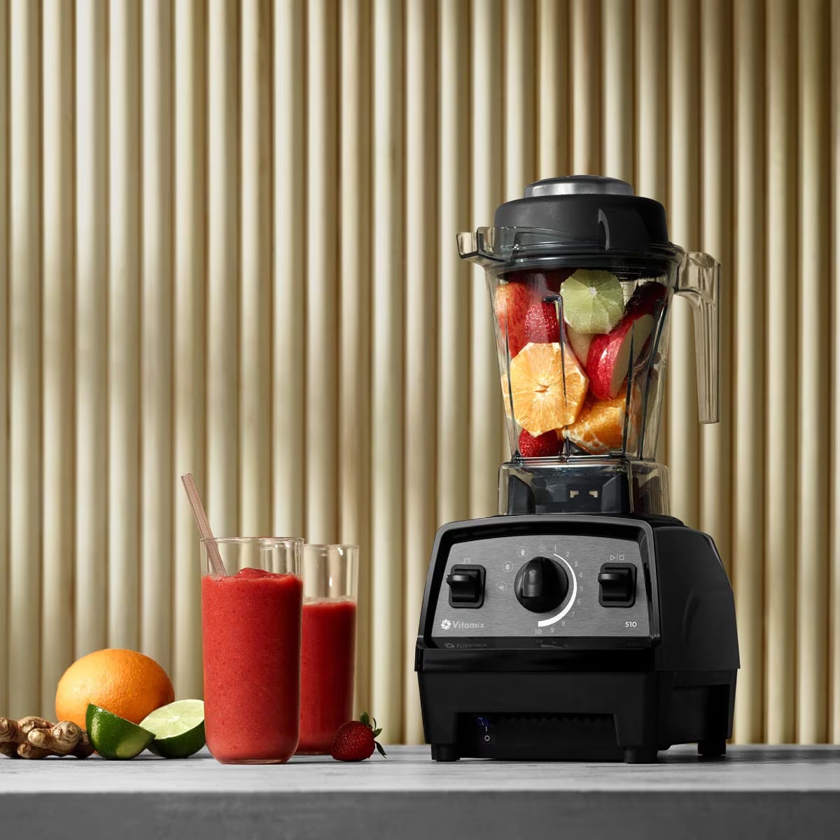Black Propel 510 with one 48-ounce container